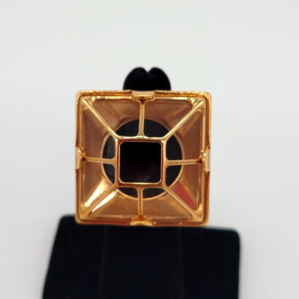 Vita Fede Clear Reisen With Pinkish Glow On Gold-Tone Rings New 140$